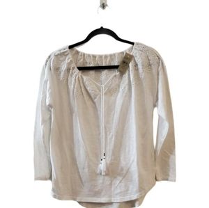 Ann Taylor's white blouse